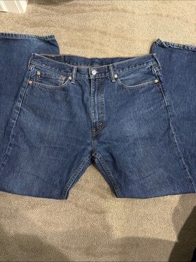 Levi’s Classic Men's Dark Blue Denim Jeans - Straight Fit size 36